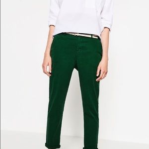 Fun green chinos - Zara
